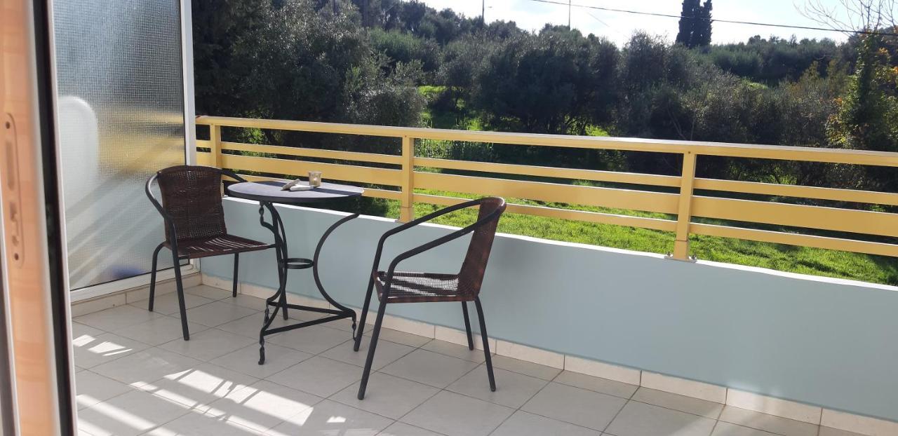 Όμορφο Studio Στην Πόλη Πάτρα Exterior photo